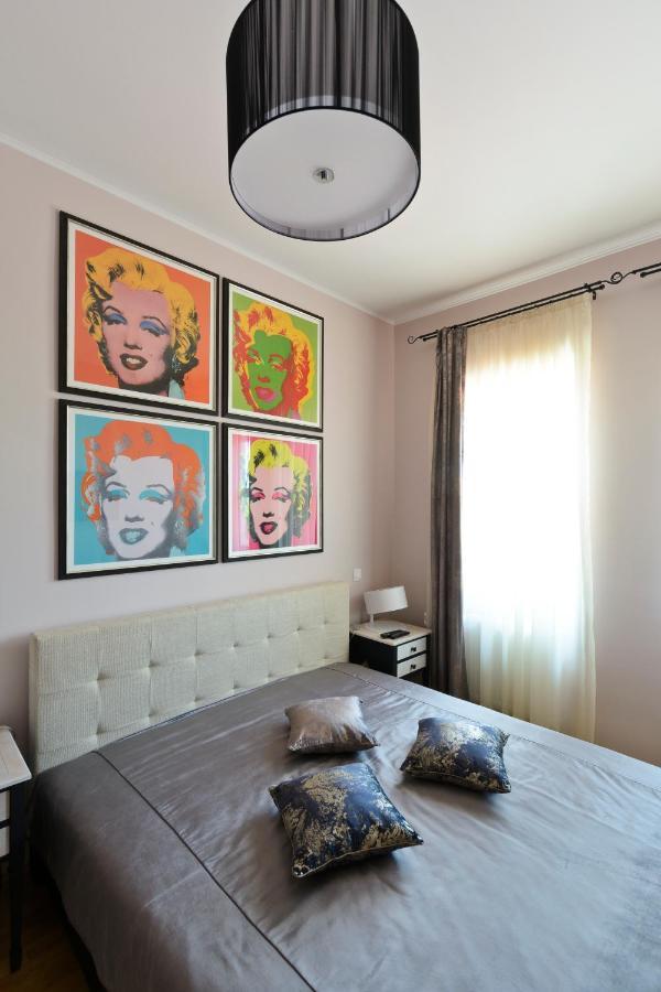 Pensiunea Elphin Târgu-Mureş Extérieur photo